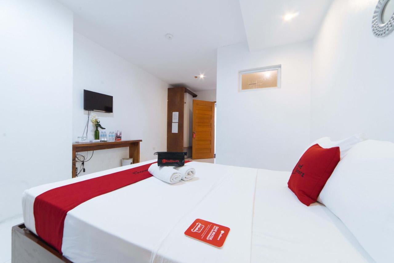 Reddoorz Plus @ San Roque Roxas City Kültér fotó